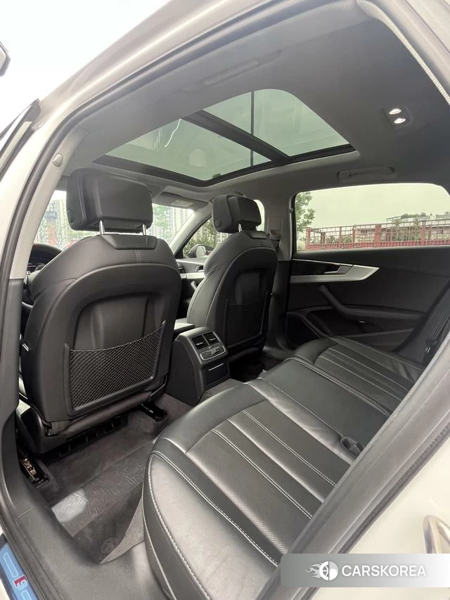 Audi A4L id 4314469 из Китая 14
