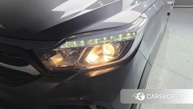 Ssangyong Rexton Sports id 4397611 из Кореи 14