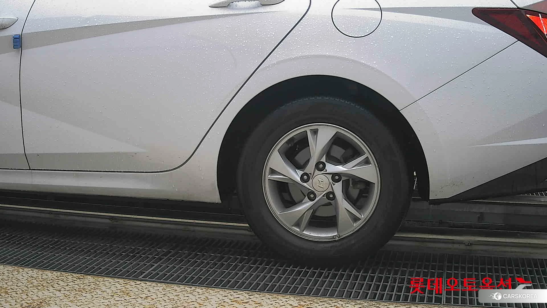 Hyundai Avante id 4352359 из Кореи 14