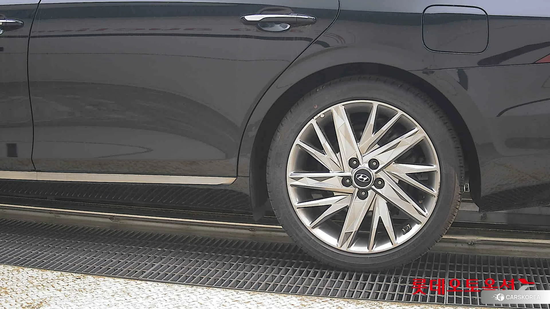Hyundai Grandeur id 4296839 из Кореи 14