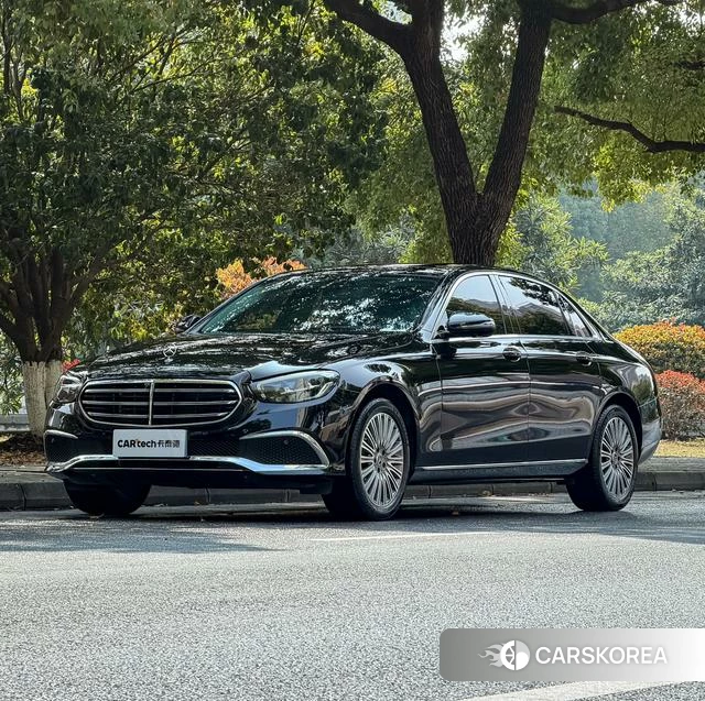 Mercedes-Benz E-class id 4374482 из Китая 14
