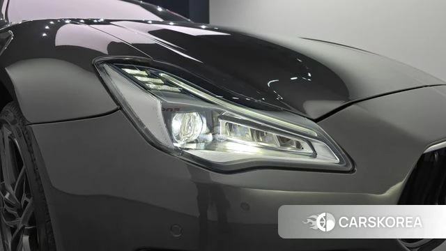 Maserati Quattroporte id 4768708 из Кореи 14