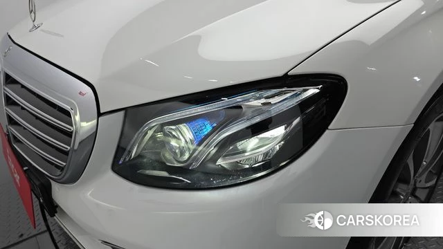 Mercedes-Benz E-Class W213 id 4856555 из Кореи 14