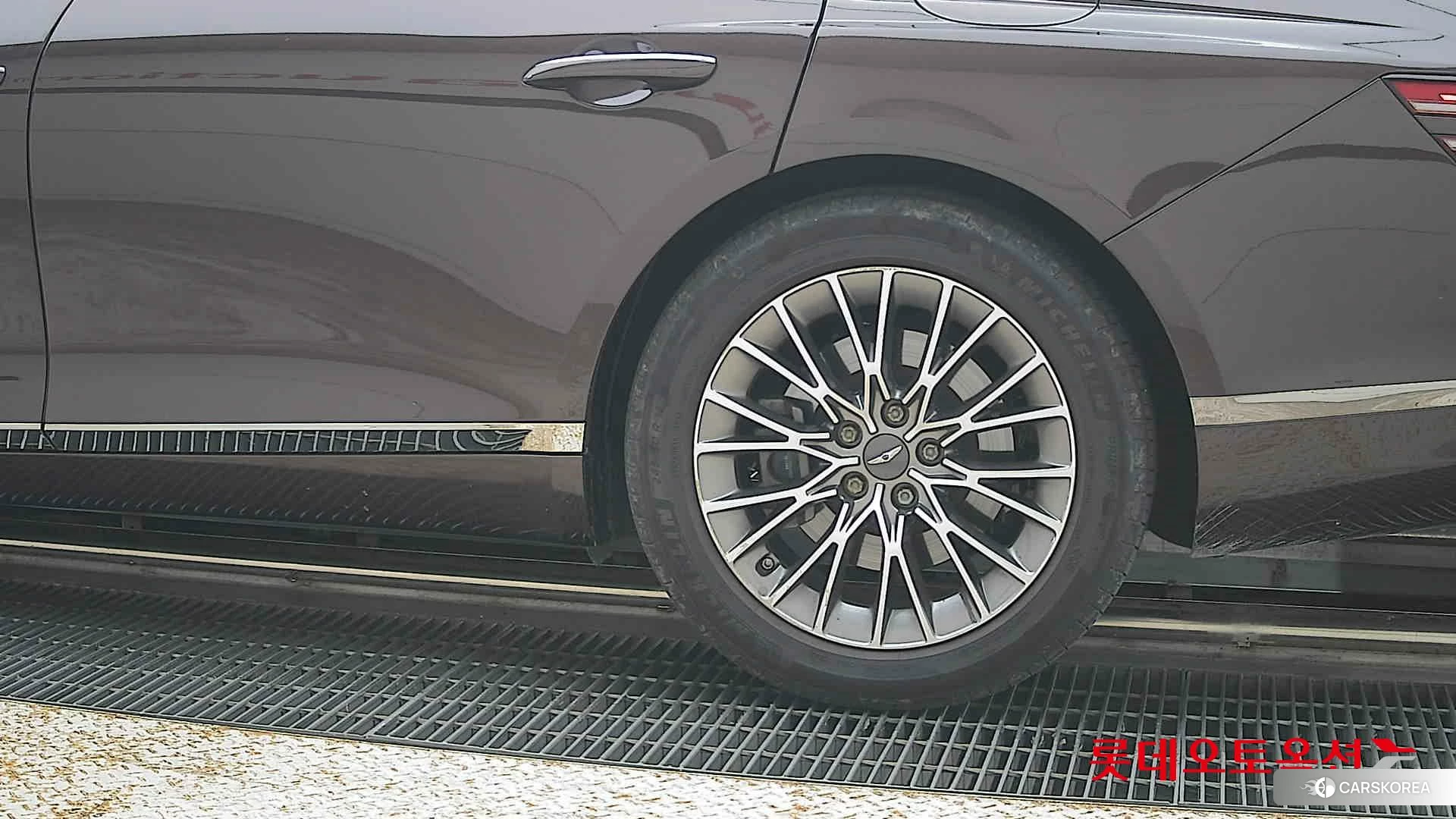 Hyundai G80 id 4909276 из Кореи 14