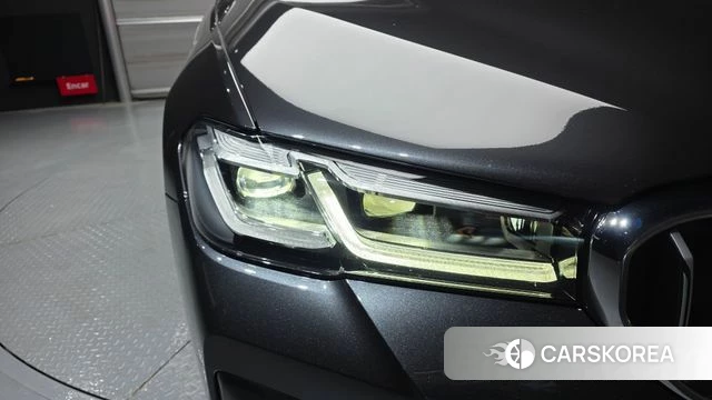 BMW 5 Series (G30) id 4323082 из Кореи 14