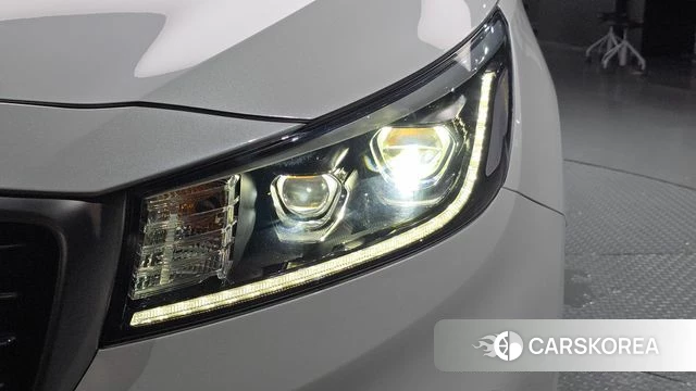 Kia The New Carnival id 4551359 из Кореи 14