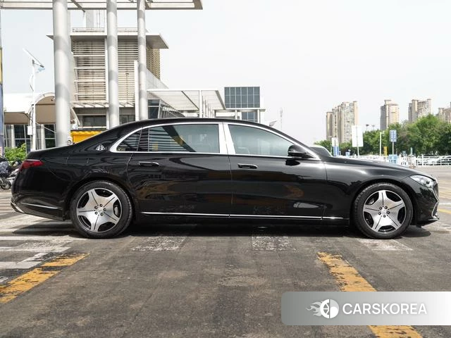 Mercedes-Benz Maybach S-class id 4348362 из Китая 14