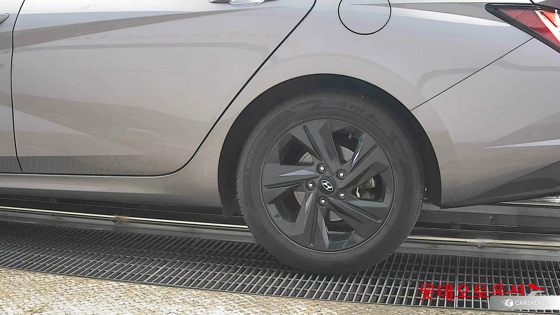 Hyundai Avante Hybrid id 3869290 из Кореи 14