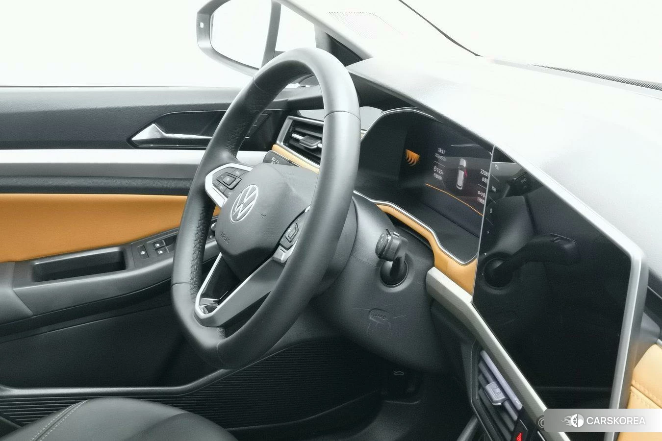 Volkswagen Bora id 4439267 из Китая 14