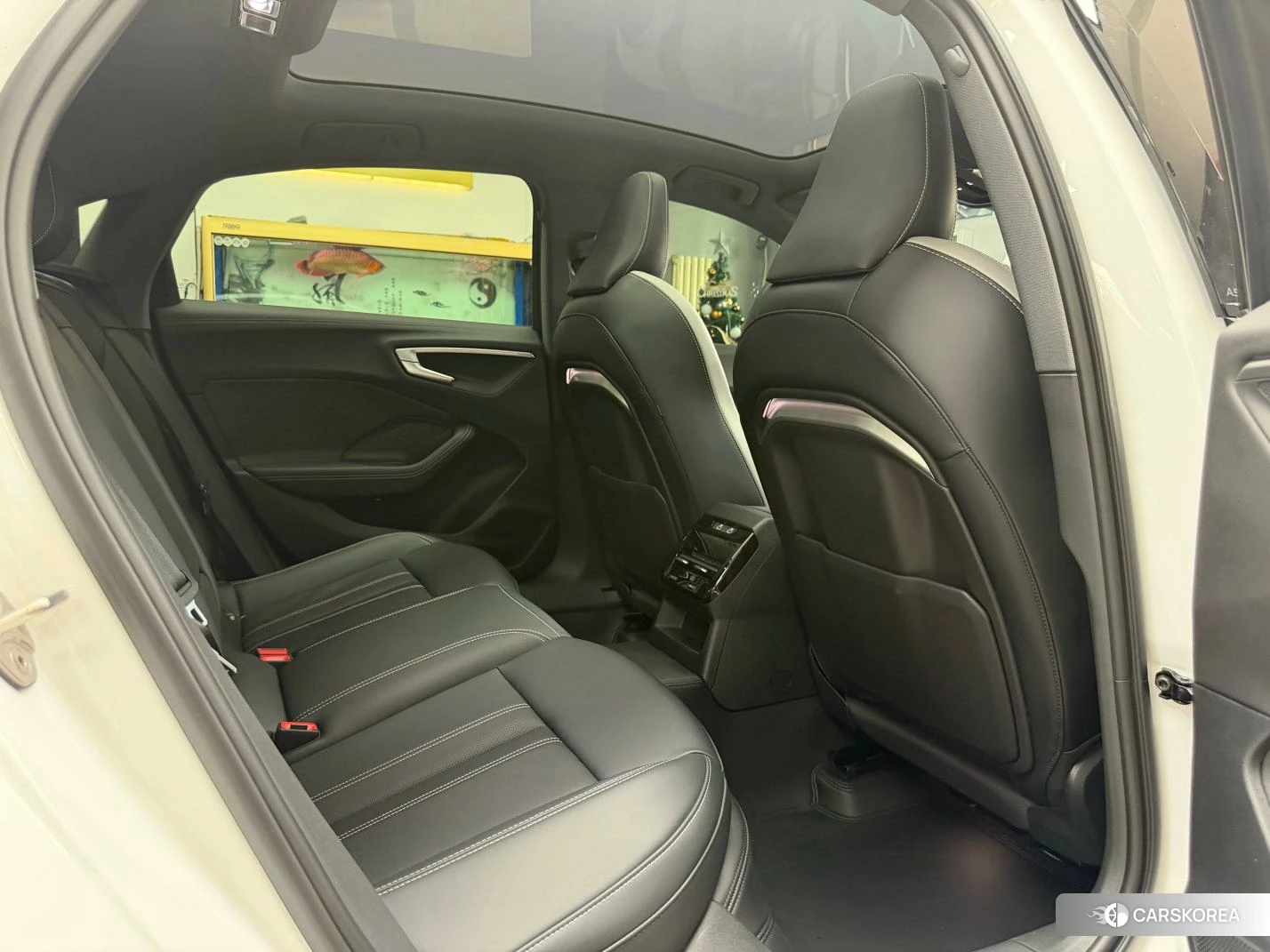 Audi A5L id 4485457 из Китая 14