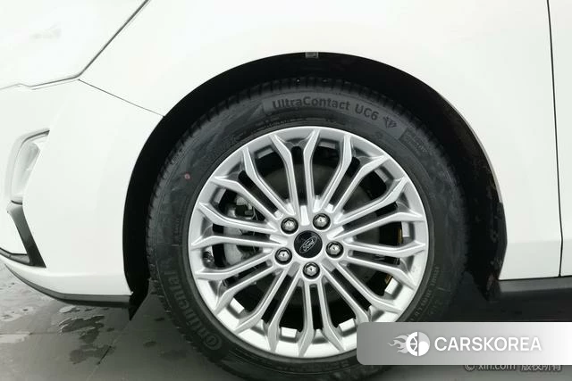 Ford Fox id 4210187 из Китая 14