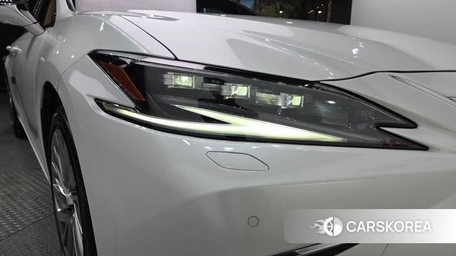 Lexus ES300h 7th generation id 4863768 из Кореи 14