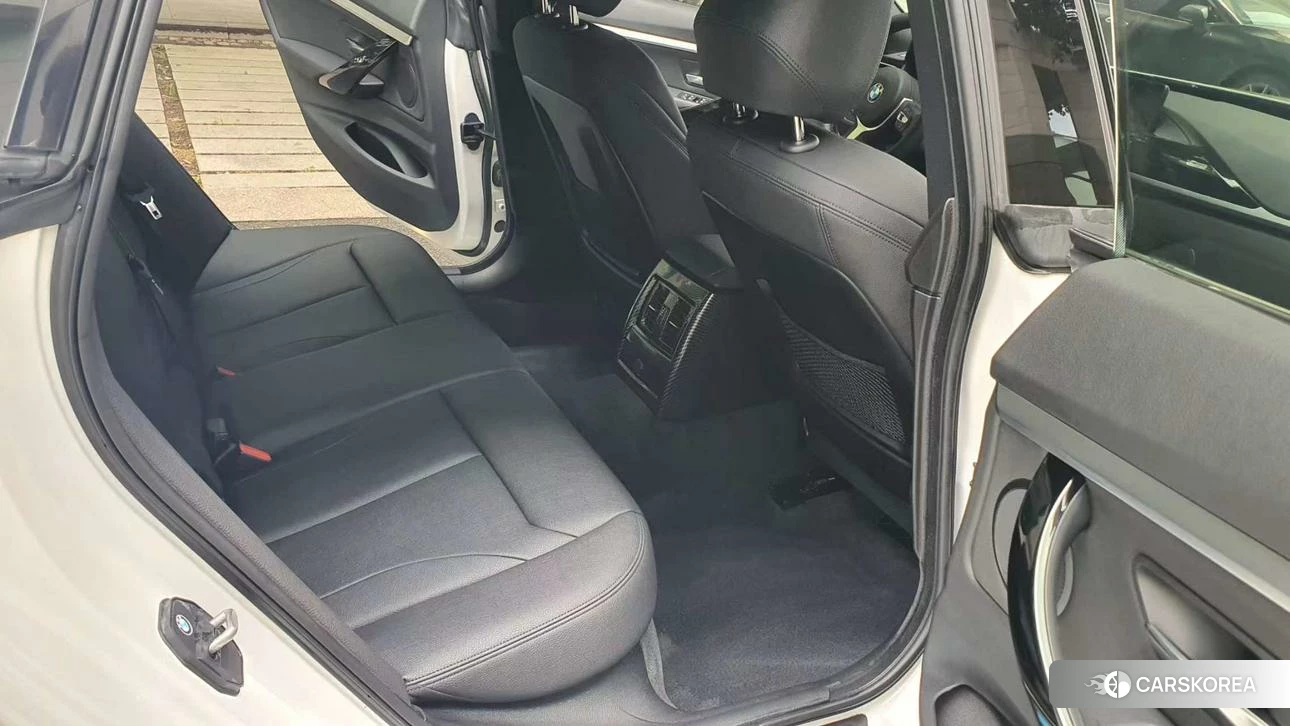 BMW 3 series GT id 4467366 из Китая 14