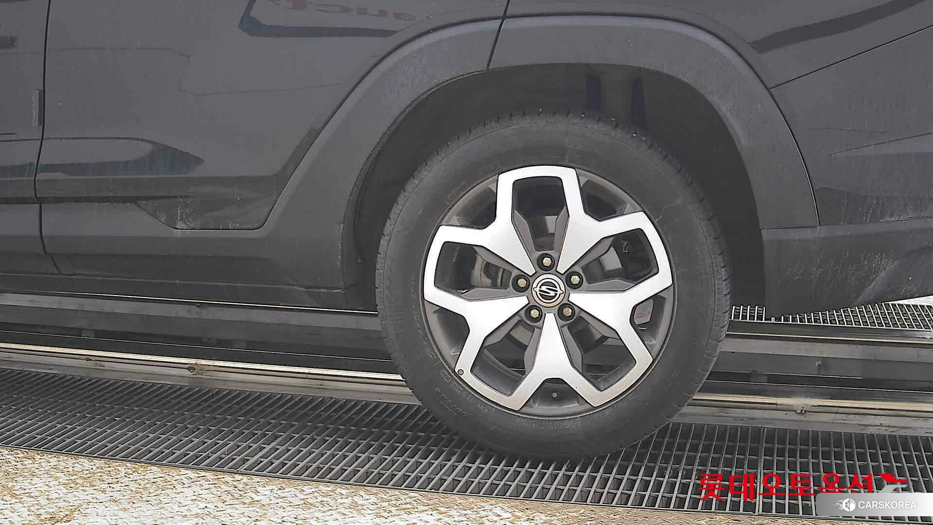 SsangYong Torres id 3888448 из Кореи 14