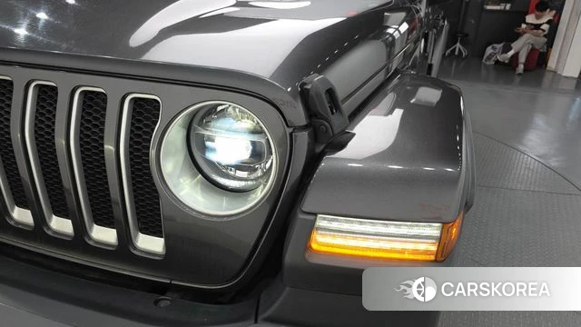 Jeep Wrangler (JL) id 4530383 из Кореи 14