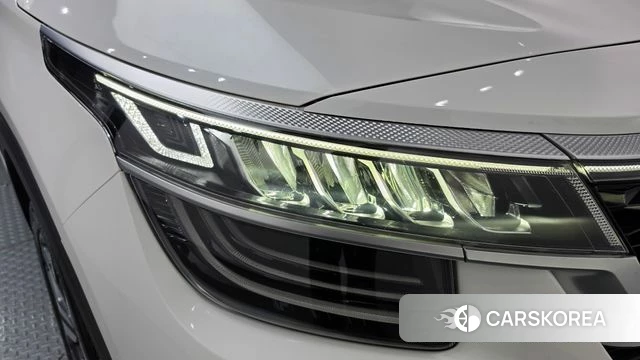 Kia Seltos id 4693321 из Кореи 14
