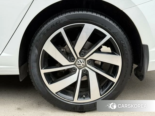 Volkswagen Sagitar id 4261084 из Китая 14