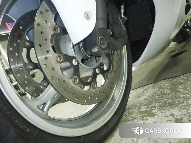 Suzuki GSX1300R HAYABUSA id 3947225 из Японии 14