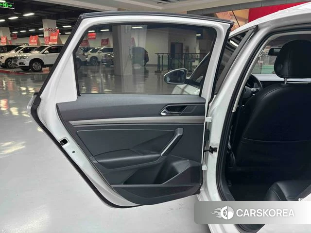 Volkswagen Lavida id 4278313 из Китая 14