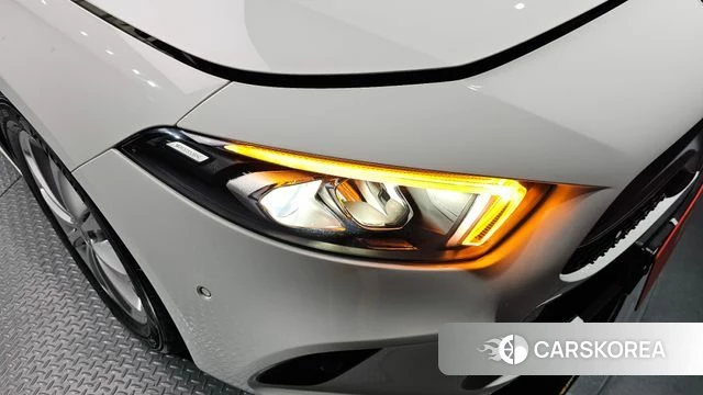 Mercedes-Benz A-Class W177 id 4535975 из Кореи 14