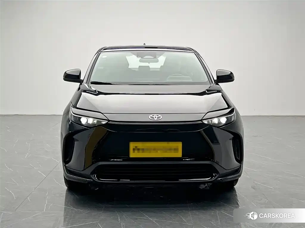 Toyota bZ4X id 4554133 из Китая 15