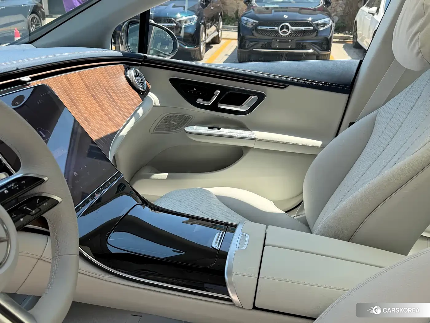 Mercedes-Benz EQE id 4553975 из Китая 14