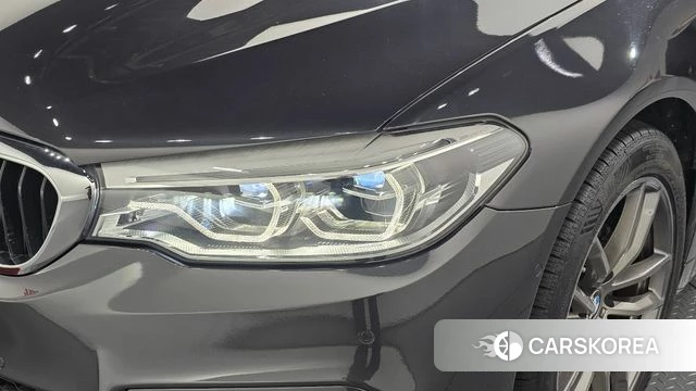 BMW 5 Series (G30) id 4856550 из Кореи 14
