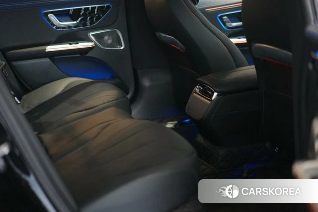 Mercedes-Benz EQE id 4275379 из Китая 14