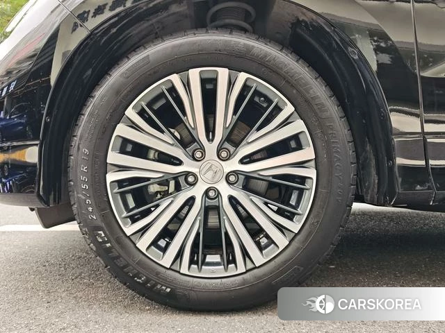 Honda Crown Road id 4307765 из Китая 14