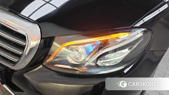 Mercedes-Benz E-Class W213 id 4196920 из Кореи 14