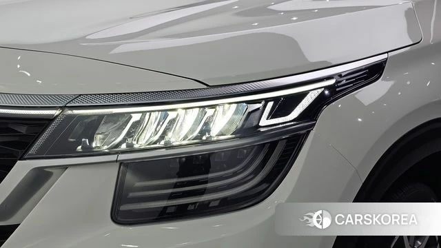 Kia Seltos id 4482654 из Кореи 14