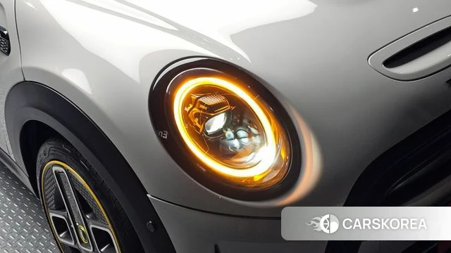 Mini Cooper Electric id 4316242 из Кореи 14
