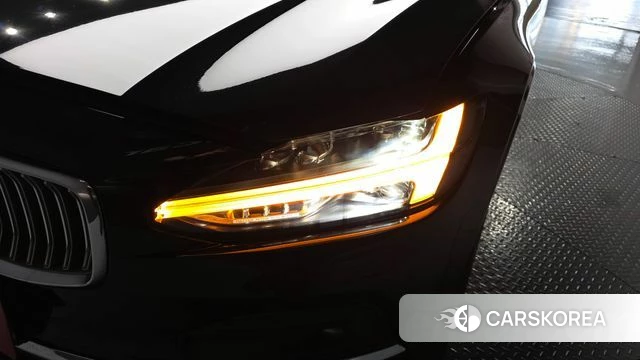 Volvo S90 id 4250030 из Кореи 14