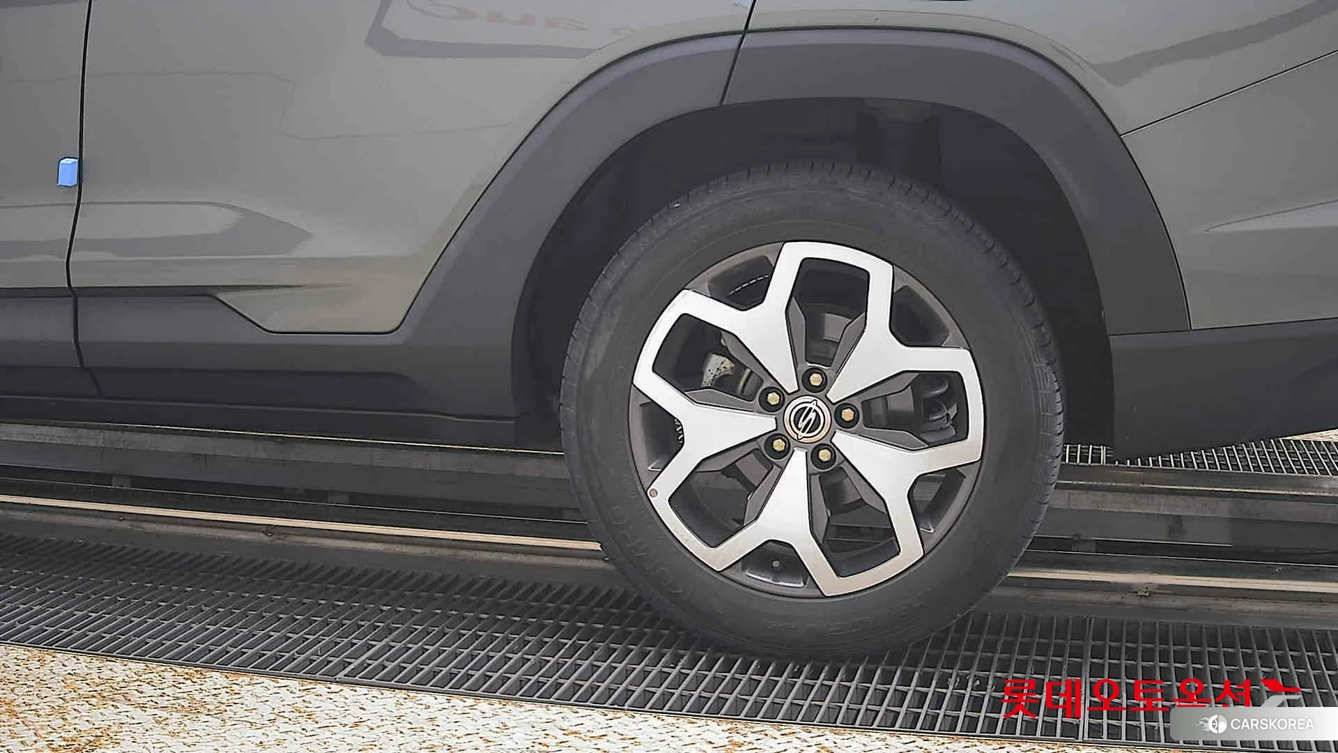 SsangYong Torres id 4902606 из Кореи 14