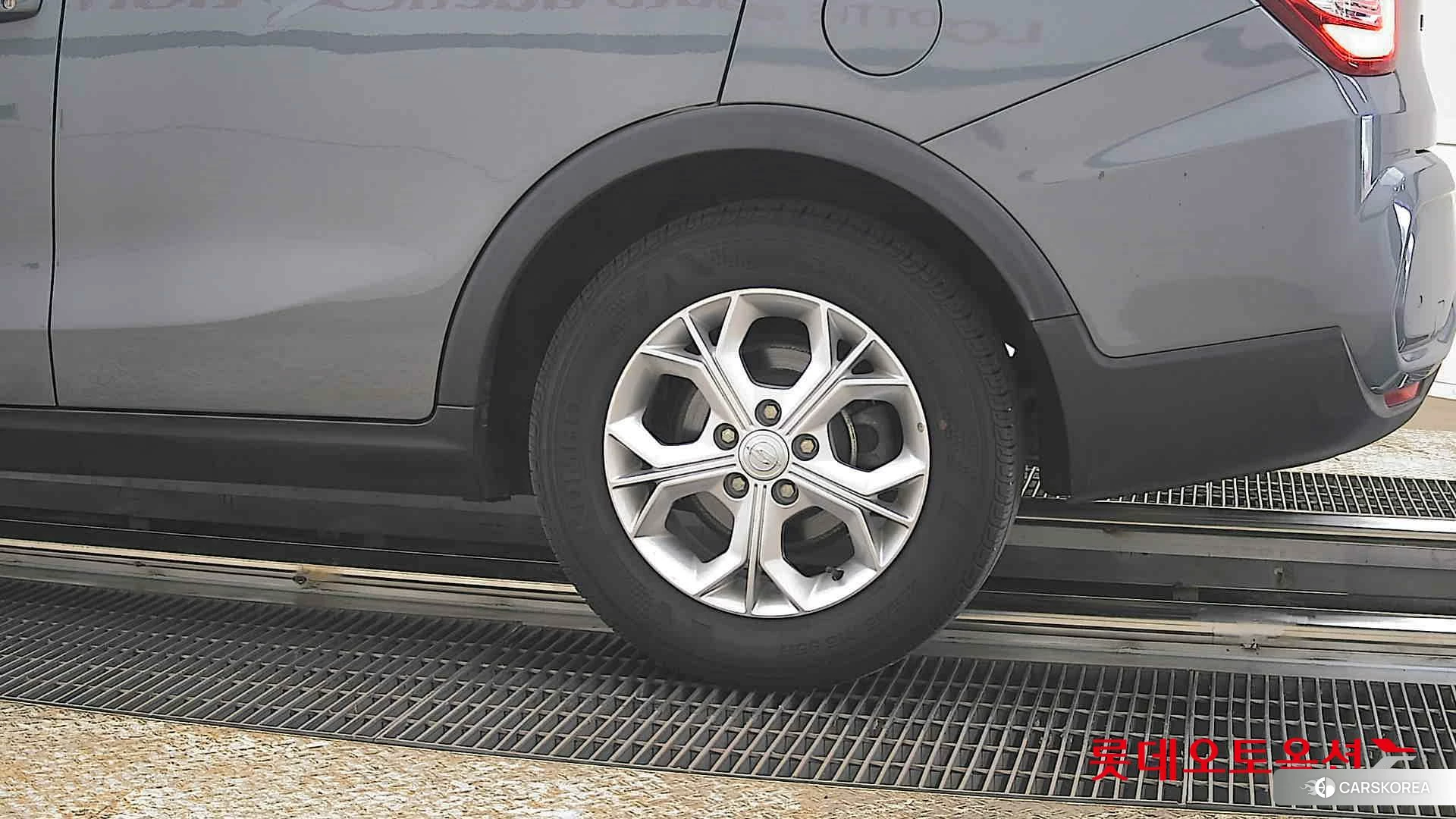 SsangYong Tivoli Air id 3869461 из Кореи 14