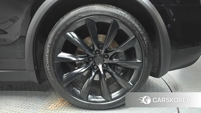Tesla Model X id 4520124 из Кореи 14