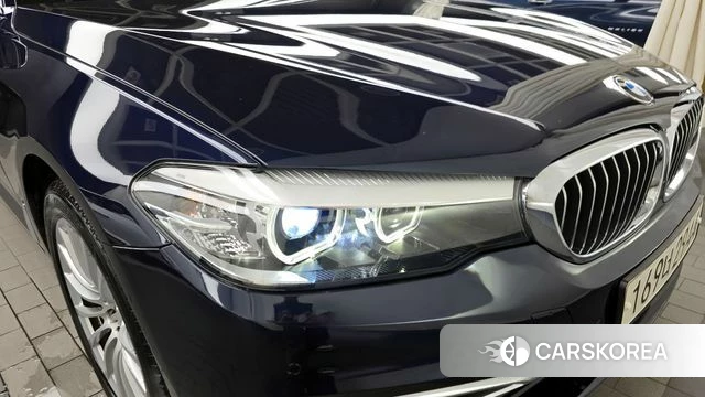 BMW 5 Series (G30) id 4389939 из Кореи 14