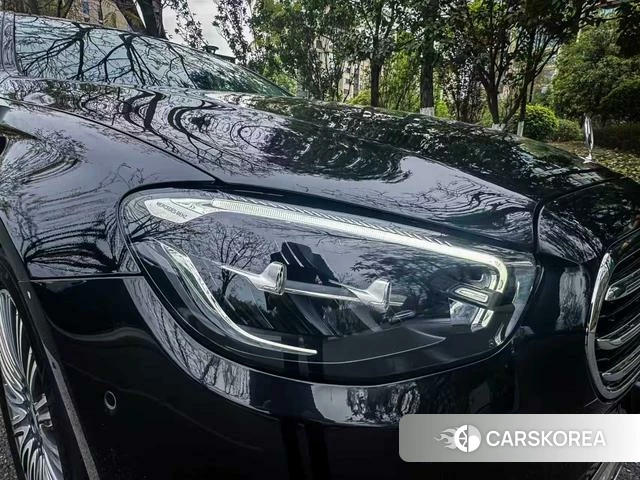Mercedes-Benz E-class id 4277810 из Китая 14