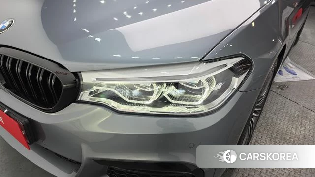 BMW 5 Series (G30) id 4310829 из Кореи 14