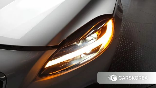 Volvo V40 Cross-Country id 4339452 из Кореи 14