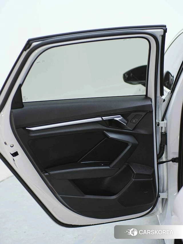 Audi A3 id 4387440 из Китая 14