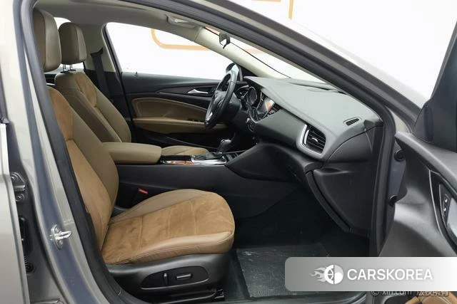 Buick Regal id 4210723 из Китая 14