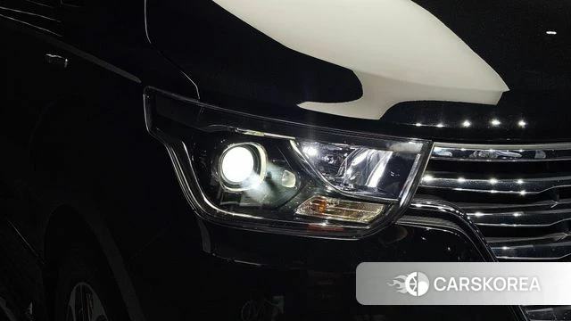 Hyundai The New Grand Starex id 4776305 из Кореи 14