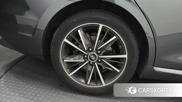 Hyundai The New Grandeur IG id 4707900 из Кореи 14
