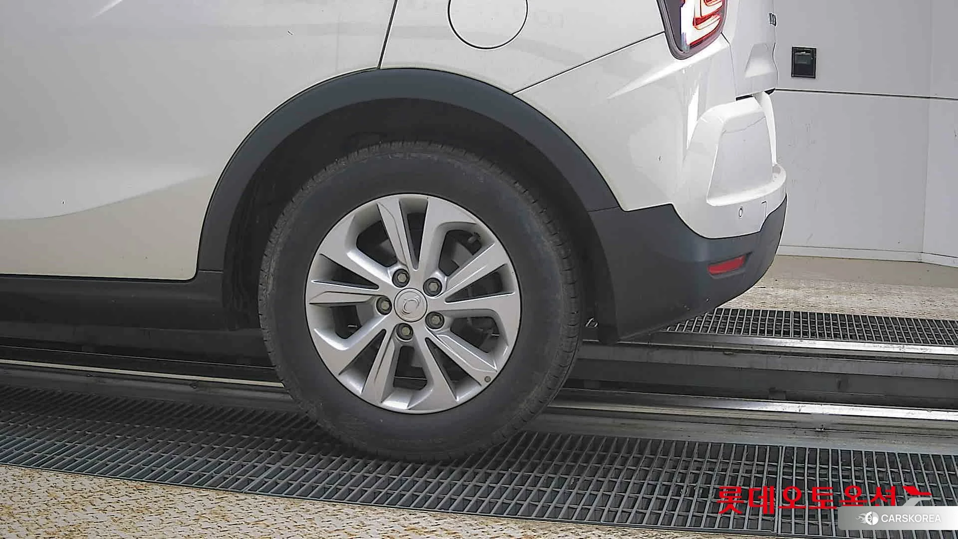 SsangYong Tivoli id 4347412 из Кореи 14