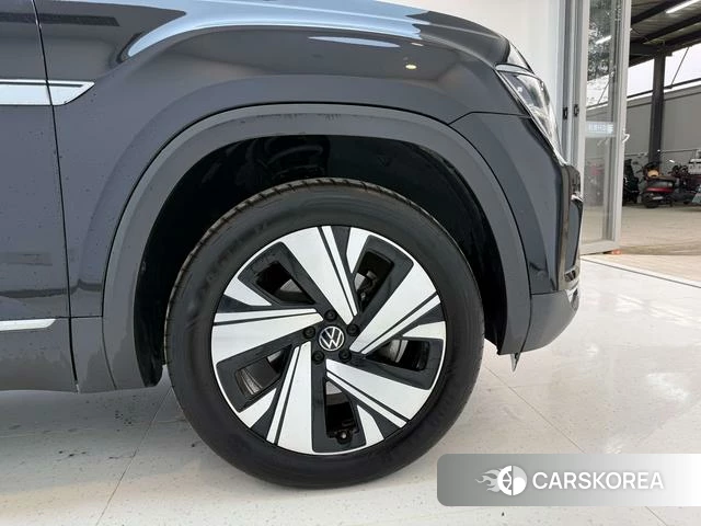Volkswagen Tourang id 4210839 из Китая 14