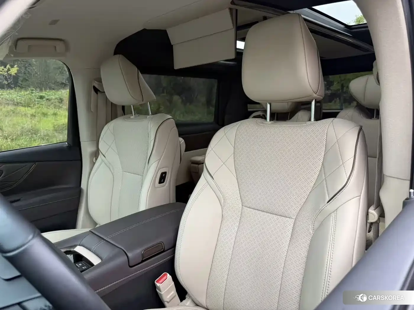Toyota Vellfire id 4659738 из Китая 14