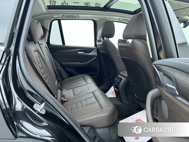 BMW X3 id 4348812 из Китая 14