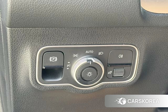 Mercedes-Benz GLB id 4257113 из Китая 14