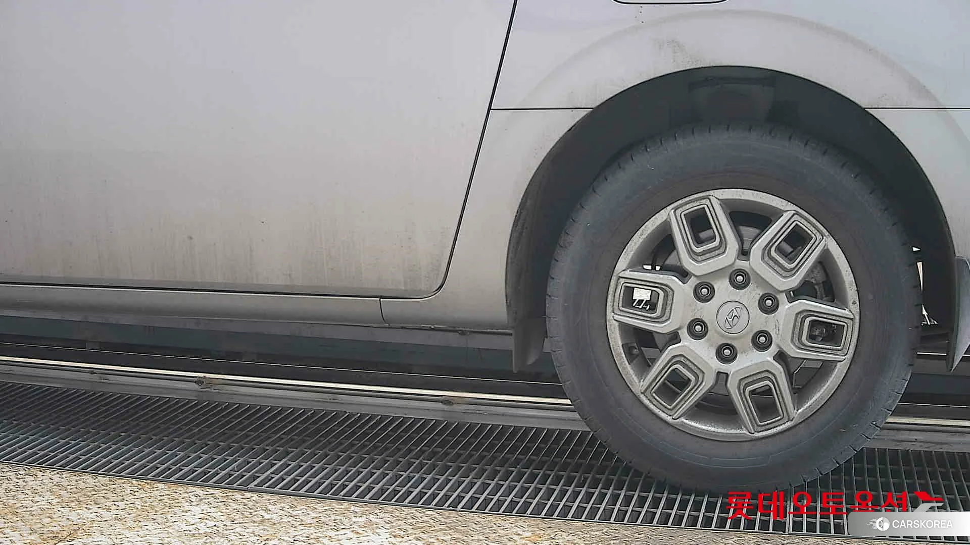 Hyundai Staria id 3881993 из Кореи 14